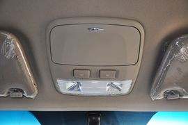 2012款华泰圣达菲2.0L手动两驱豪华型