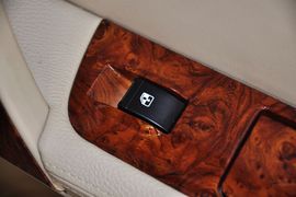 2012款广汽传祺2.0L自动豪华版