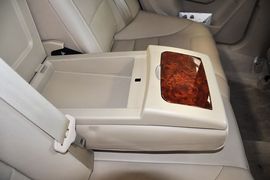 2012款广汽传祺2.0L自动豪华版