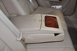 2012款广汽传祺2.0L自动豪华版