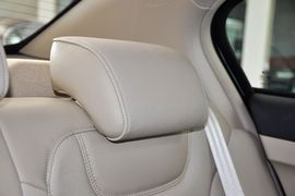 2012款广汽传祺2.0L自动豪华版