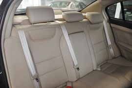 2012款广汽传祺2.0L自动豪华版