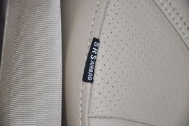 2012款广汽传祺2.0L自动豪华版