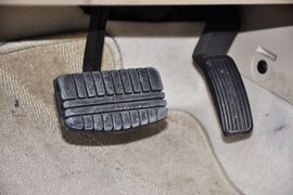 2012款广汽传祺2.0L自动豪华版