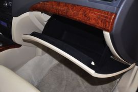 2012款广汽传祺2.0L自动豪华版