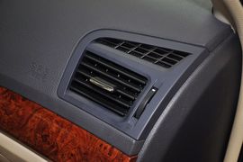 2012款广汽传祺2.0L自动豪华版