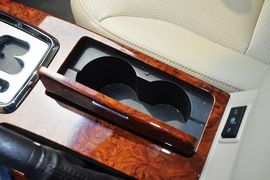 2012款广汽传祺2.0L自动豪华版