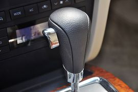 2012款广汽传祺2.0L自动豪华版