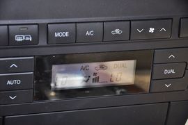 2012款广汽传祺2.0L自动豪华版