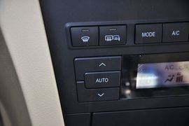 2012款广汽传祺2.0L自动豪华版