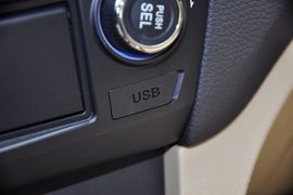 2012款广汽传祺2.0L自动豪华版