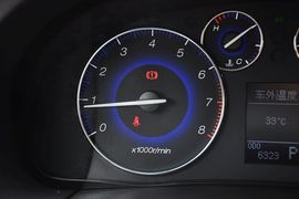 2012款广汽传祺2.0L自动豪华版