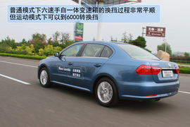 2013款上海大众朗逸抢先体验