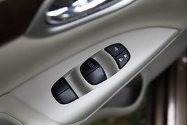 2012款东风日产新轩逸1.8xv深度试驾