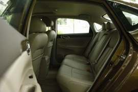 2012款东风日产新轩逸1.8xv深度试驾