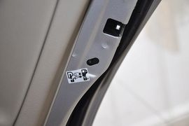 2012款江淮和悦1.5L手动尊逸型