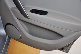 2012款江淮和悦1.5L手动尊逸型