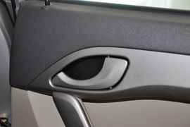 2012款江淮和悦1.5L手动尊逸型