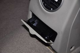 2012款江淮和悦1.5L手动尊逸型