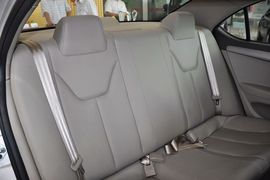 2012款江淮和悦1.5L手动尊逸型