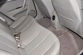 2012款江淮和悦1.5L手动尊逸型