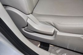 2012款江淮和悦1.5L手动尊逸型