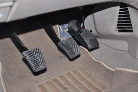 2012款江淮和悦1.5L手动尊逸型