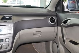 2012款江淮和悦1.5L手动尊逸型