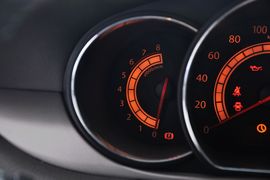 2012款江淮和悦1.5L手动尊逸型