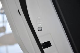 2011款福特蒙迪欧致胜2.3L豪华型