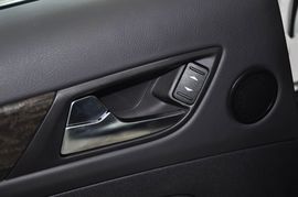 2011款福特蒙迪欧致胜2.3L豪华型