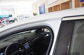 2011款福特蒙迪欧致胜2.3L豪华型