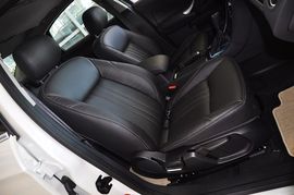 2011款福特蒙迪欧致胜2.3L豪华型