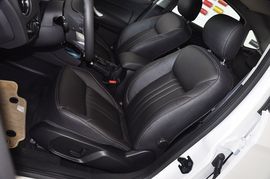 2011款福特蒙迪欧致胜2.3L豪华型