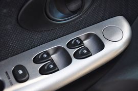 2012款宝骏乐驰1.2L手动活力型