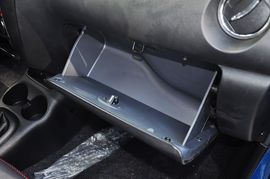 2012款宝骏乐驰1.2L手动活力型