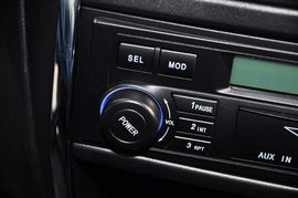 2012款宝骏乐驰1.2L手动活力型