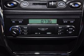 2012款宝骏乐驰1.2L手动活力型