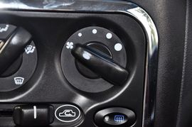 2012款宝骏乐驰1.2L手动活力型