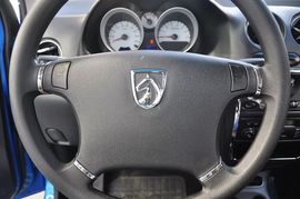 2012款宝骏乐驰1.2L手动活力型