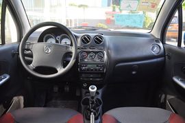 2012款宝骏乐驰1.2L手动活力型