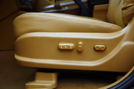 2012款华泰宝利格1.8T智汇版深测