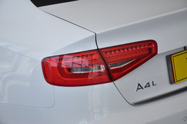 2013款奥迪A4L