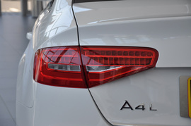 2013款奥迪A4L