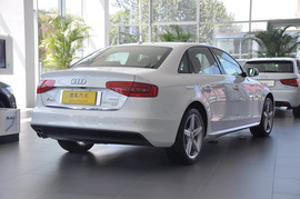 2013款奥迪A4L