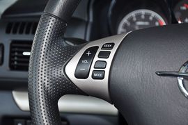 2012款海马普力马1.6L手动开拓版