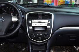 2012款海马普力马1.6L手动开拓版