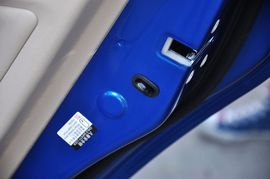全新比亚迪速锐1.5TID豪华型