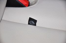 2011款奔驰C200旅行版时尚型