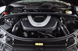 2011款奔驰R300L豪华型